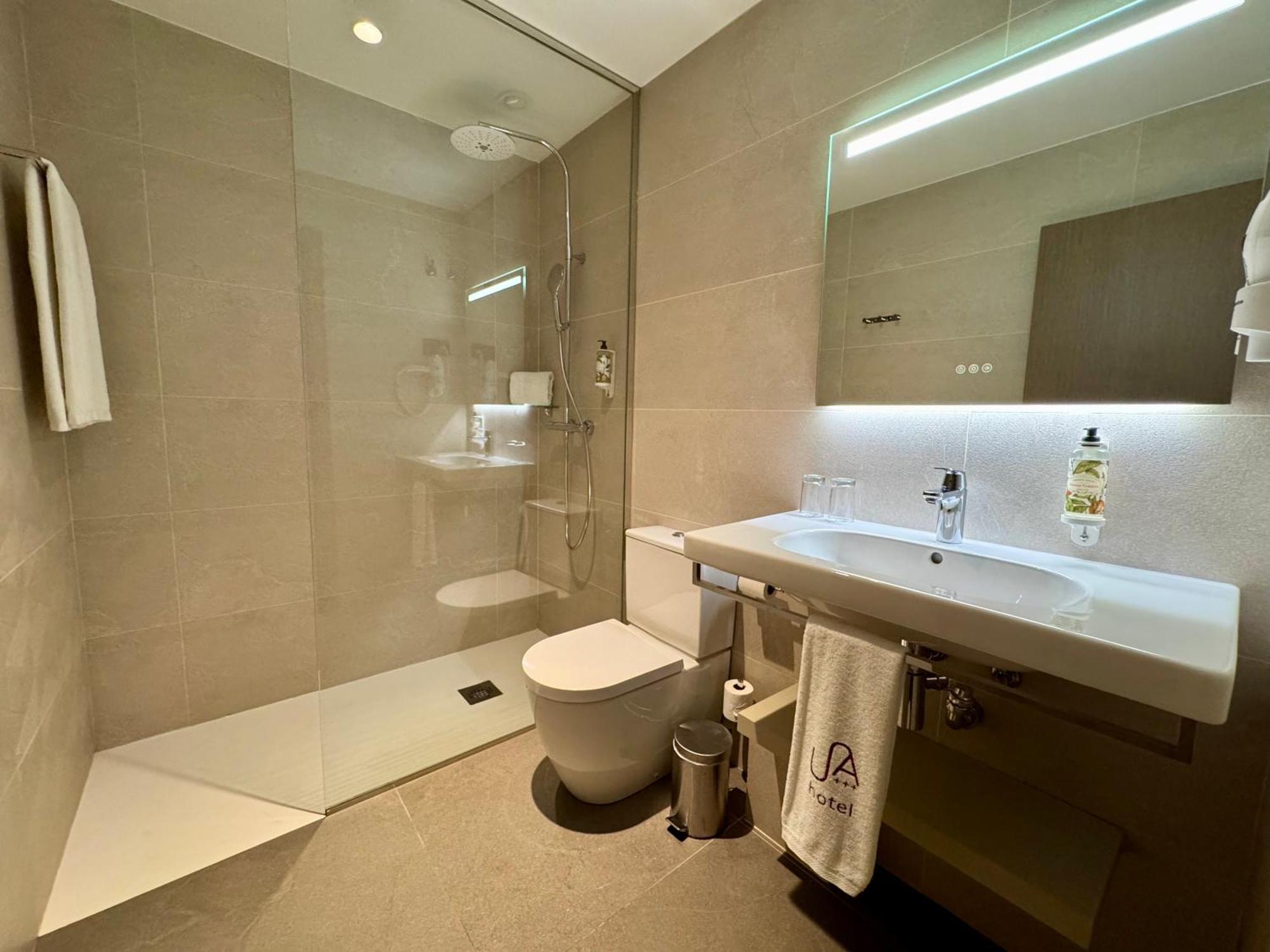 Urban A+++ Hotel تريس كانتوس المظهر الخارجي الصورة